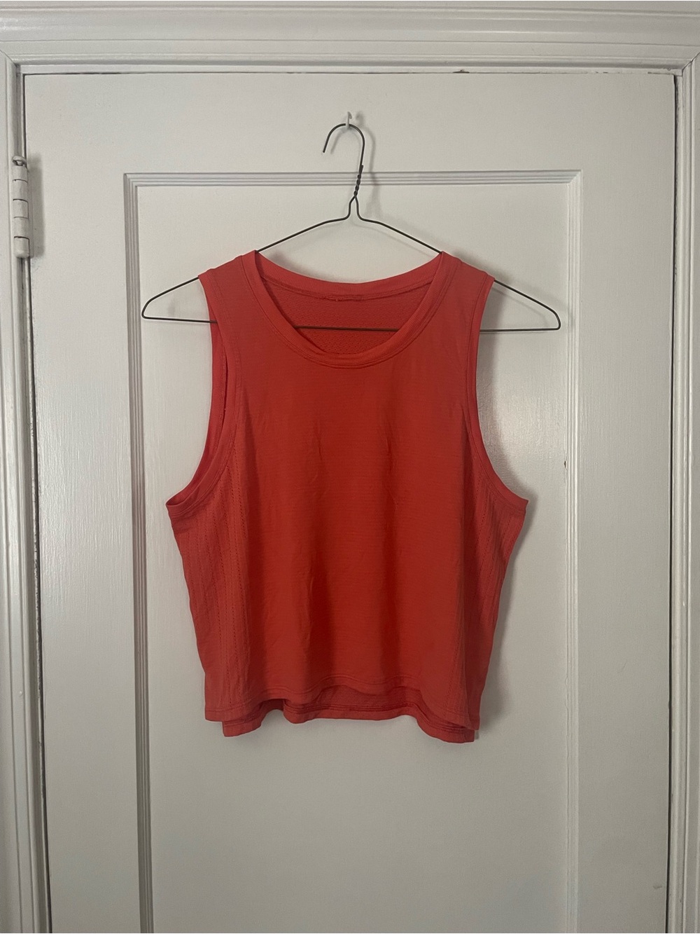 Lululemon Women’s Train to Be Warm Coral Sleeveless Tank Top Size 8